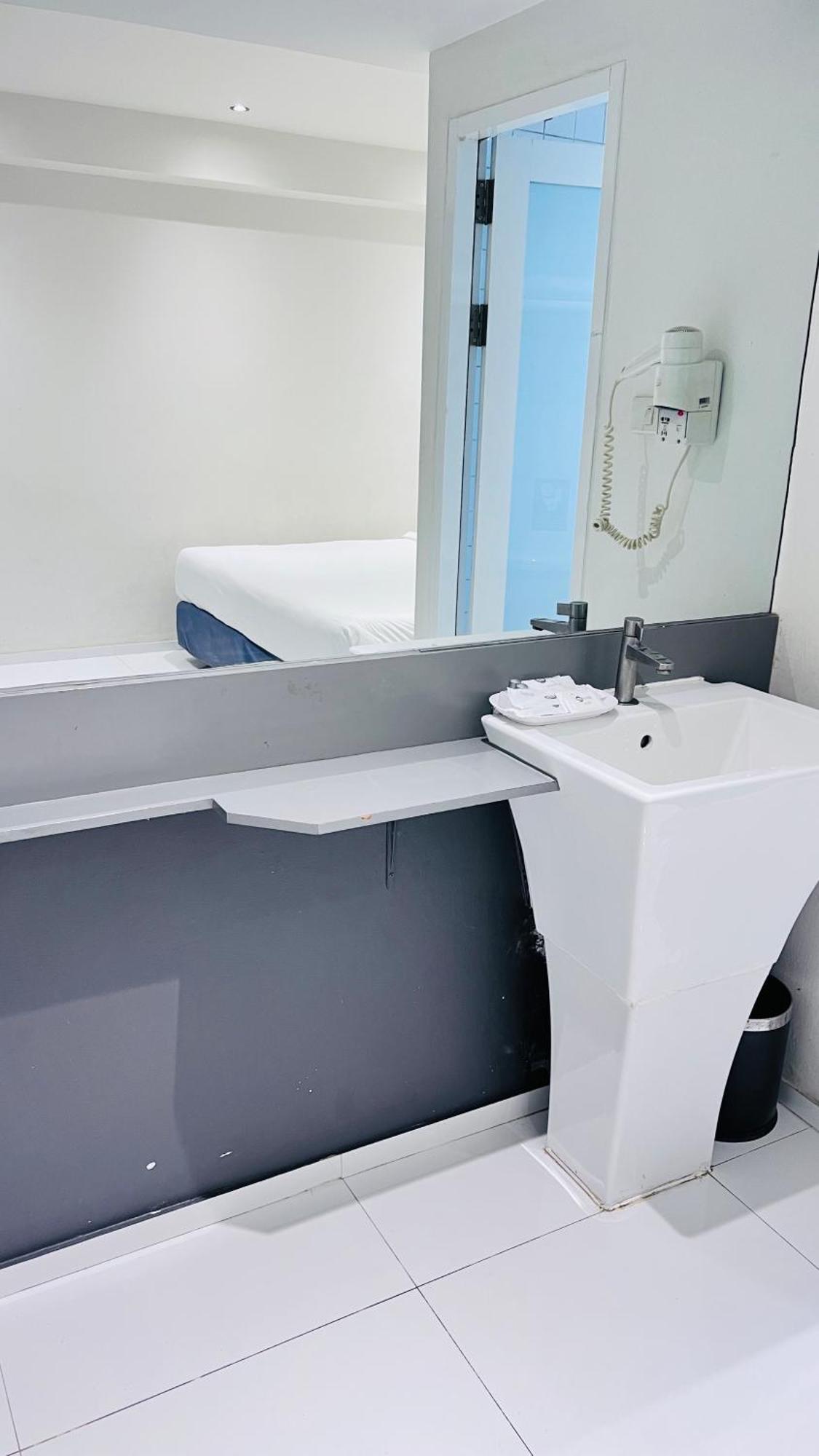 בנגקוק My Hotel Pratunam מראה חיצוני תמונה